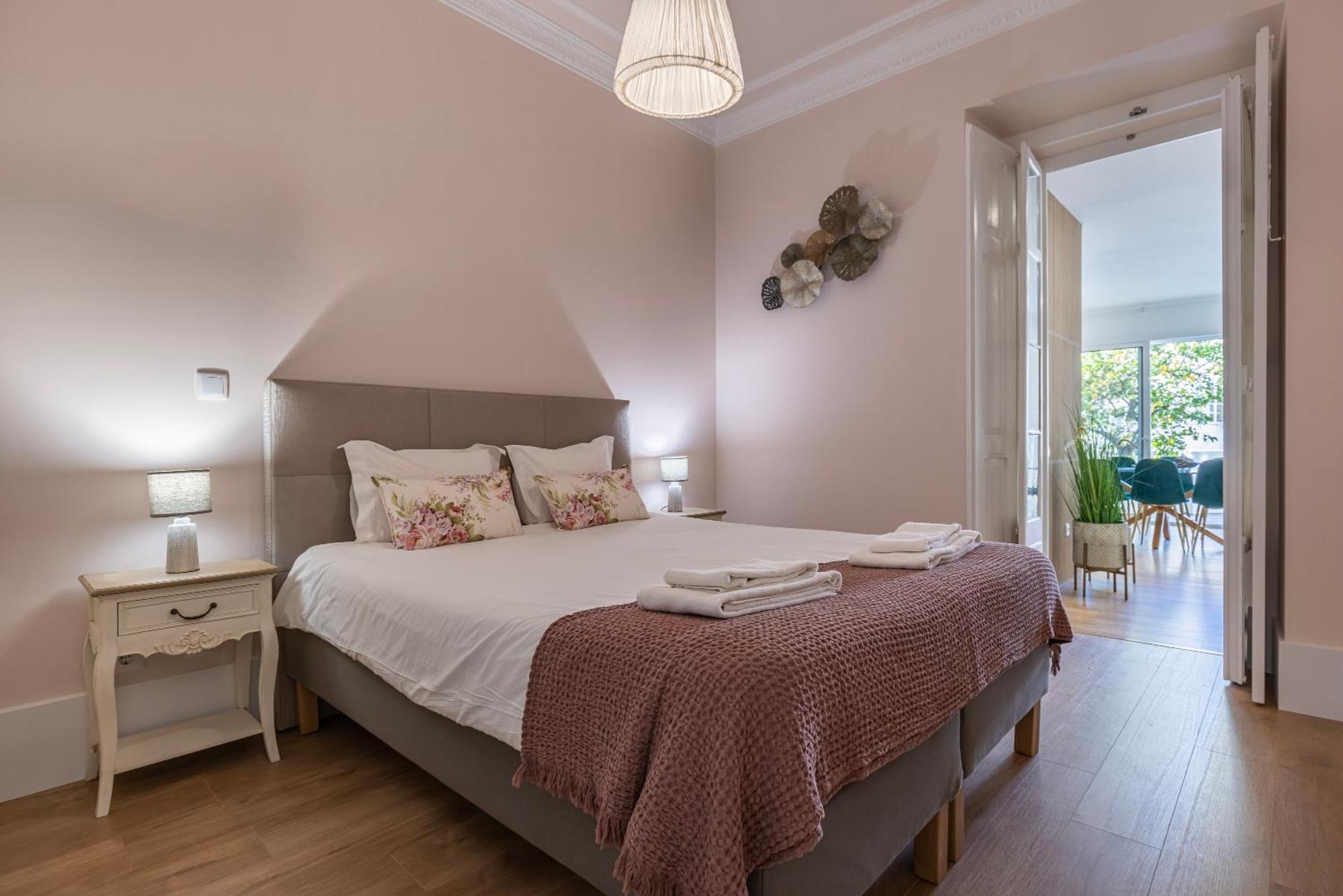Apartamento Moderno Com Terraco Лиссабон Экстерьер фото