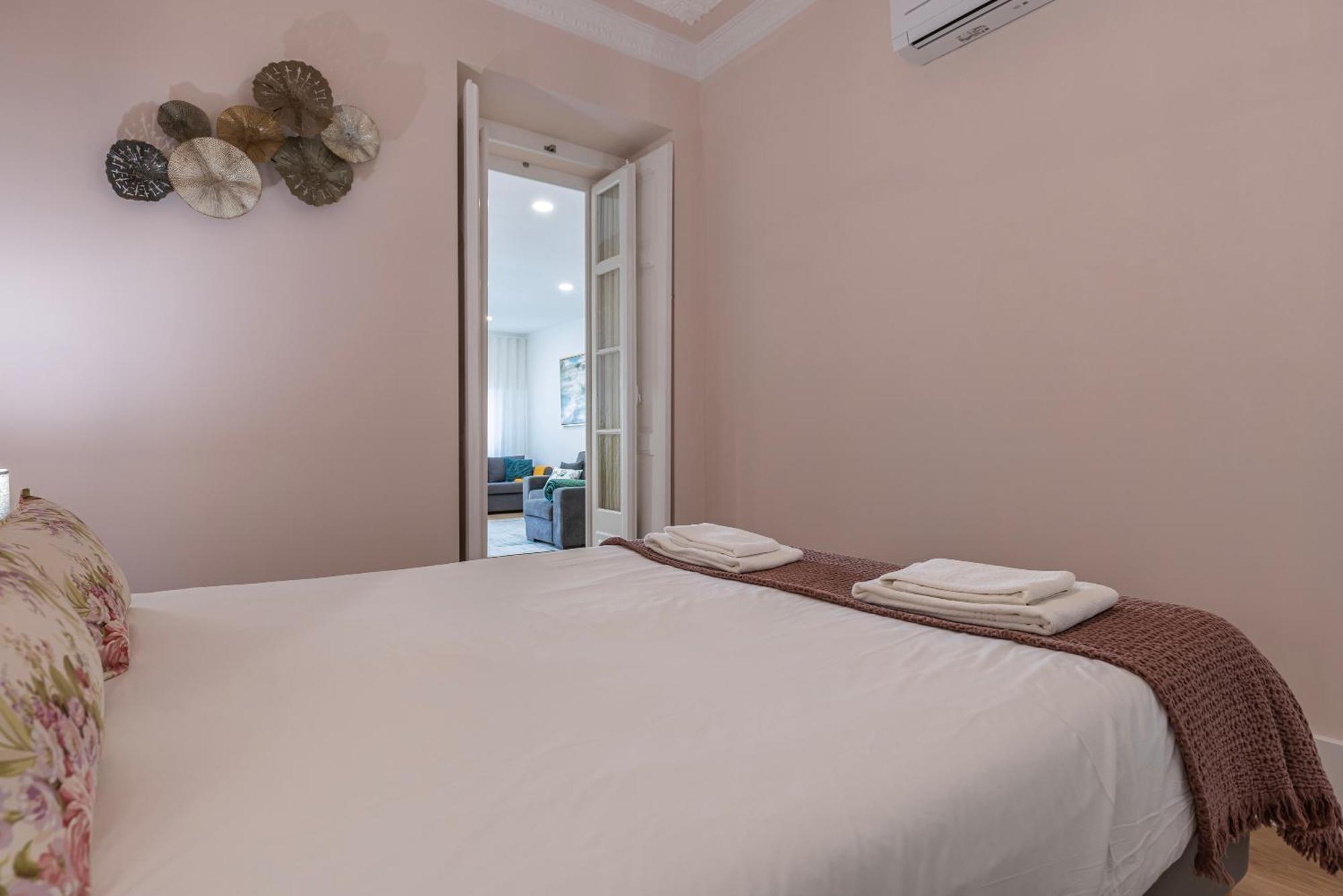 Apartamento Moderno Com Terraco Лиссабон Экстерьер фото